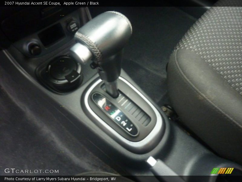 Apple Green / Black 2007 Hyundai Accent SE Coupe