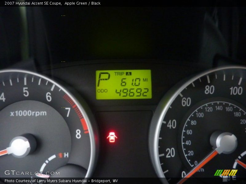 Apple Green / Black 2007 Hyundai Accent SE Coupe