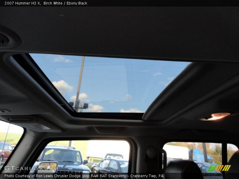 Birch White / Ebony Black 2007 Hummer H3 X