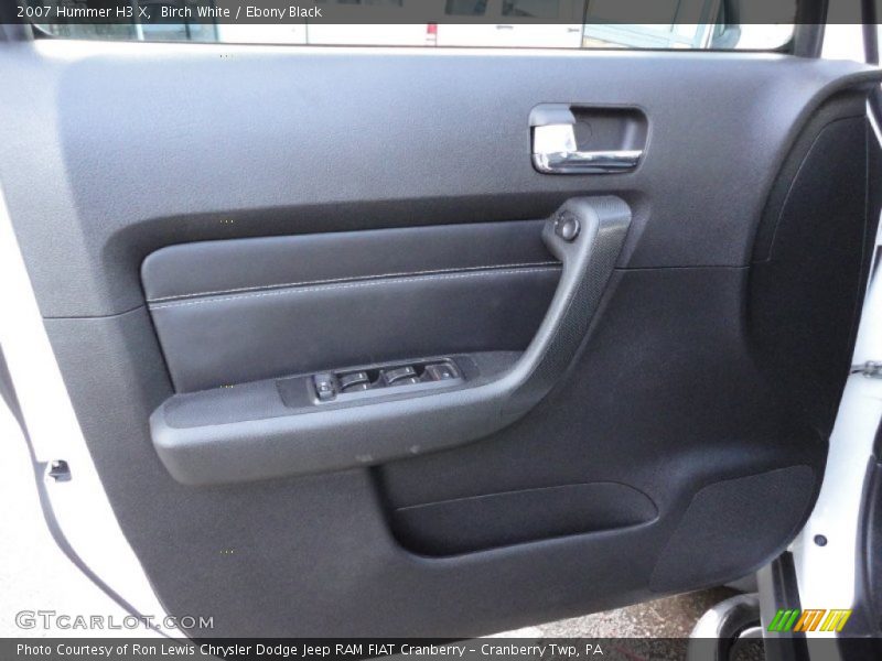Birch White / Ebony Black 2007 Hummer H3 X