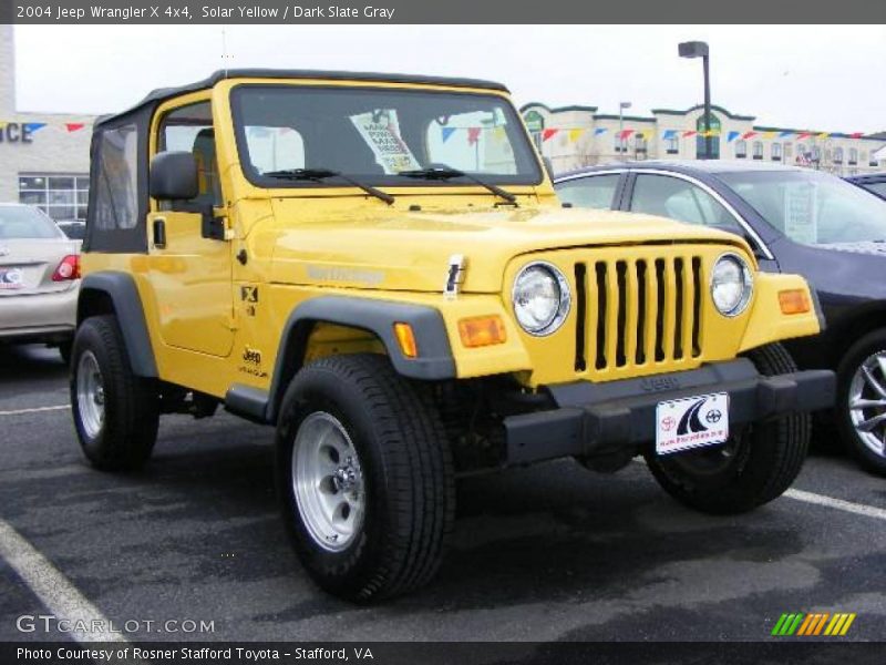 Solar Yellow / Dark Slate Gray 2004 Jeep Wrangler X 4x4