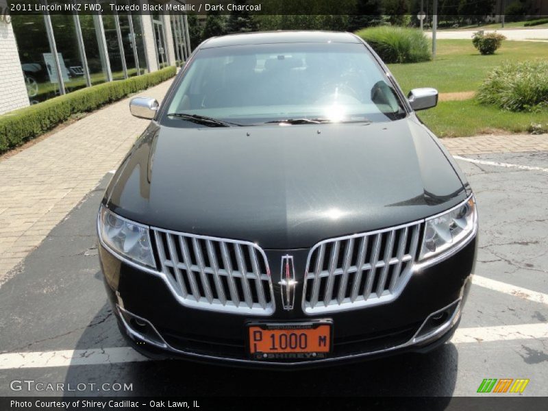 Tuxedo Black Metallic / Dark Charcoal 2011 Lincoln MKZ FWD