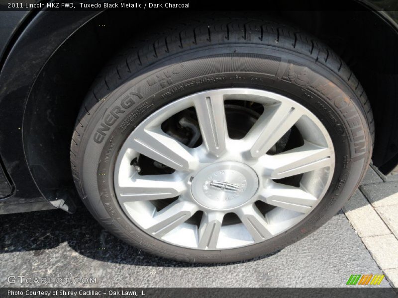 Tuxedo Black Metallic / Dark Charcoal 2011 Lincoln MKZ FWD