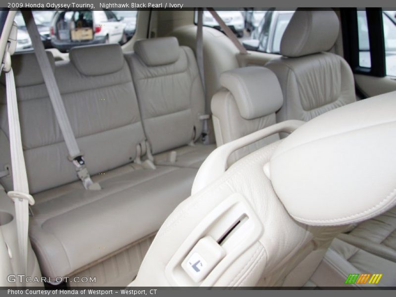  2009 Odyssey Touring Ivory Interior