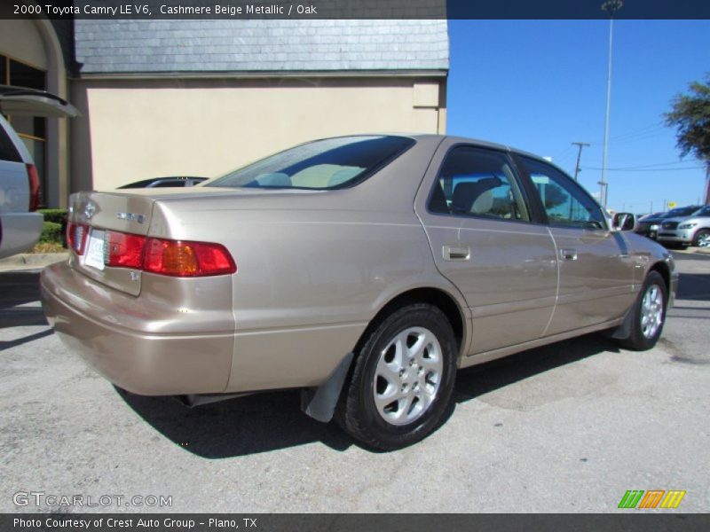Cashmere Beige Metallic / Oak 2000 Toyota Camry LE V6