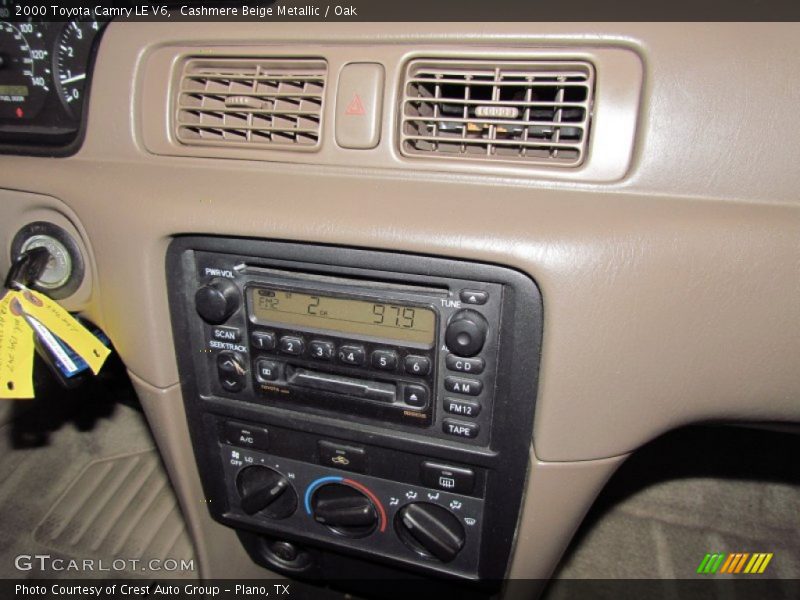 Cashmere Beige Metallic / Oak 2000 Toyota Camry LE V6