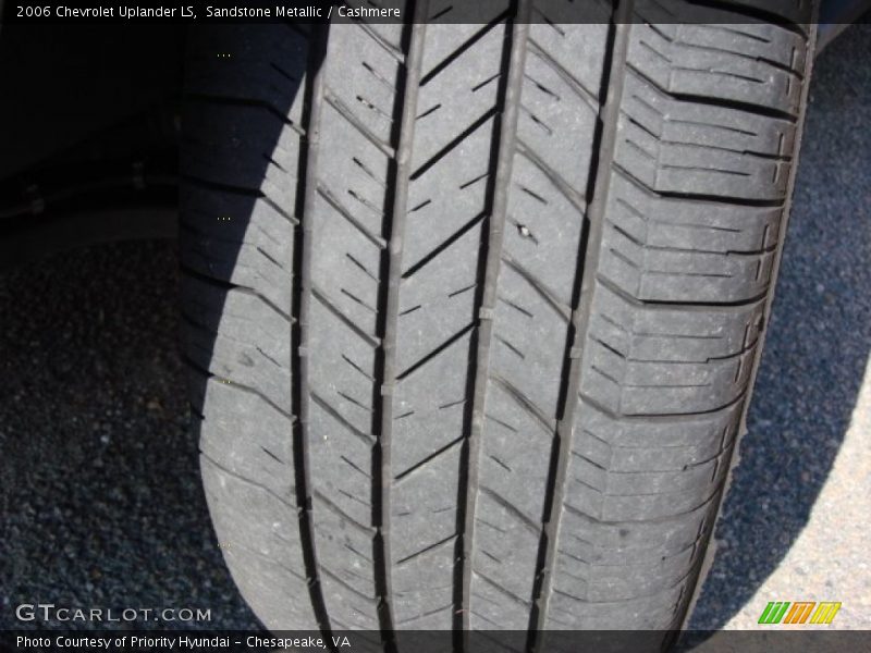 Sandstone Metallic / Cashmere 2006 Chevrolet Uplander LS