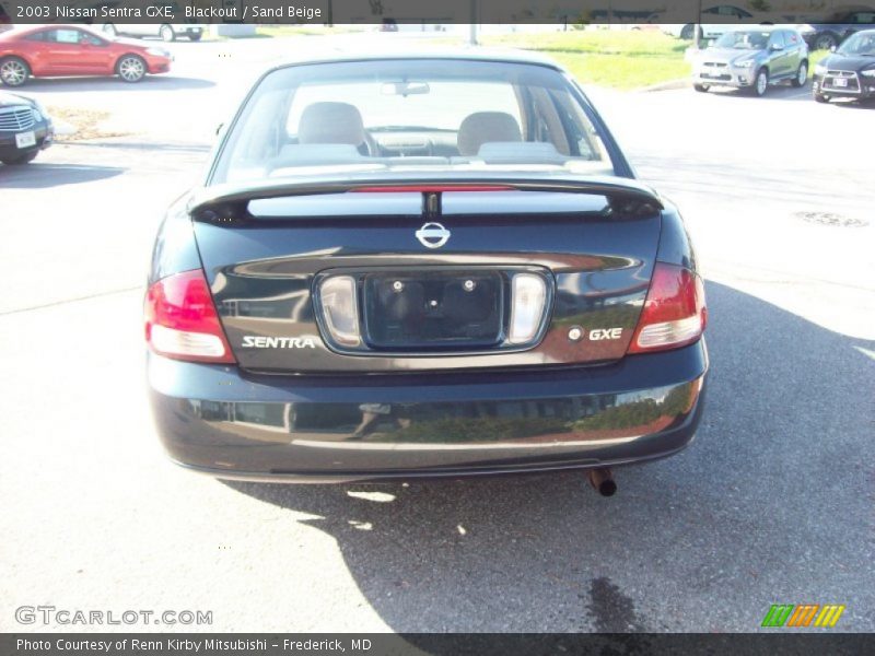 Blackout / Sand Beige 2003 Nissan Sentra GXE