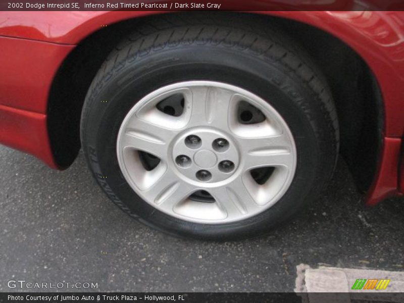 Inferno Red Tinted Pearlcoat / Dark Slate Gray 2002 Dodge Intrepid SE