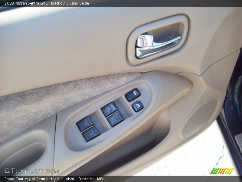 Blackout / Sand Beige 2003 Nissan Sentra GXE