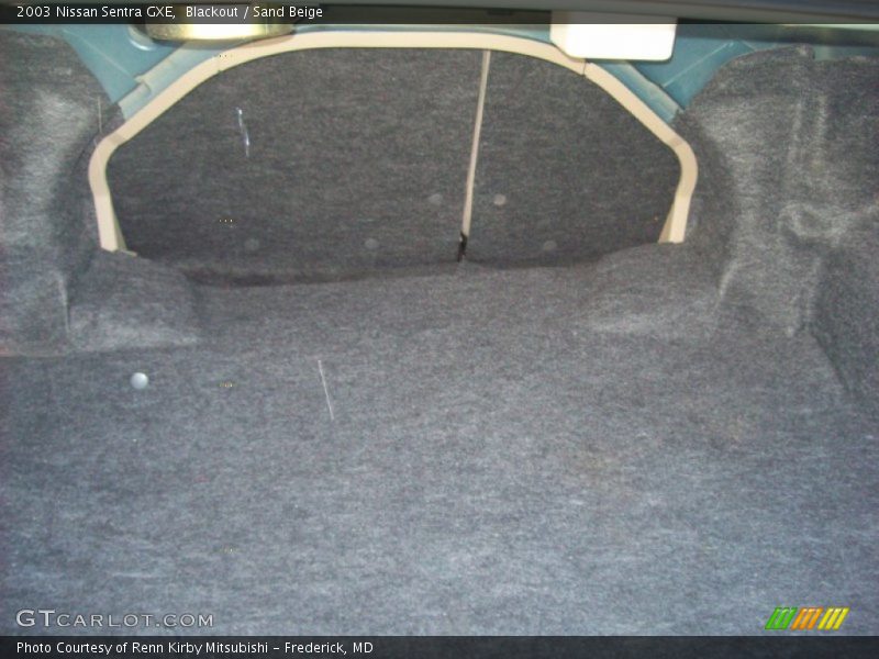 Blackout / Sand Beige 2003 Nissan Sentra GXE