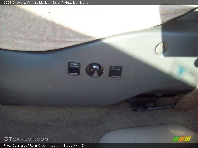 Light Sandrift Metallic / Neutral 1998 Chevrolet Venture LS