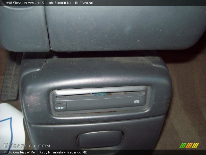 Light Sandrift Metallic / Neutral 1998 Chevrolet Venture LS