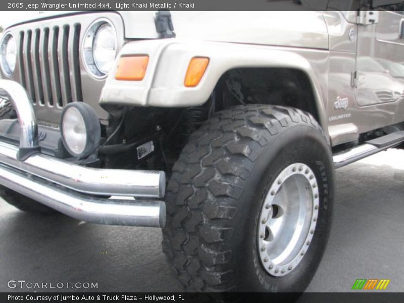 Light Khaki Metallic / Khaki 2005 Jeep Wrangler Unlimited 4x4