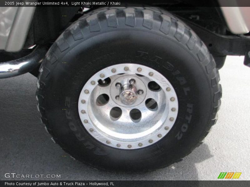 Light Khaki Metallic / Khaki 2005 Jeep Wrangler Unlimited 4x4