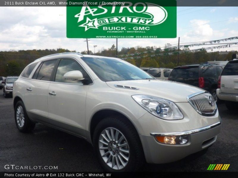 White Diamond Tricoat / Ebony/Ebony 2011 Buick Enclave CXL AWD