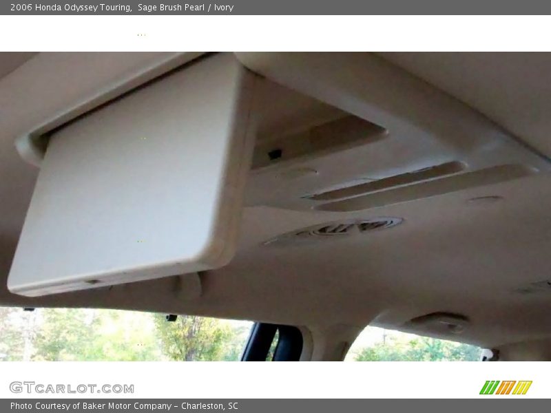 Sage Brush Pearl / Ivory 2006 Honda Odyssey Touring