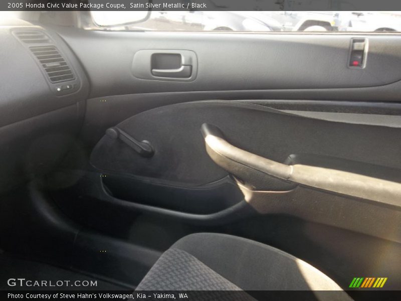 Satin Silver Metallic / Black 2005 Honda Civic Value Package Coupe