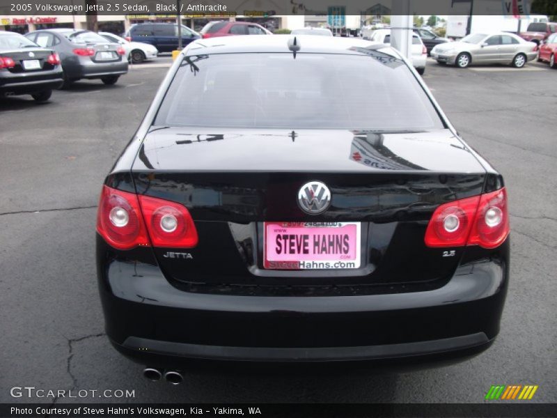 Black / Anthracite 2005 Volkswagen Jetta 2.5 Sedan