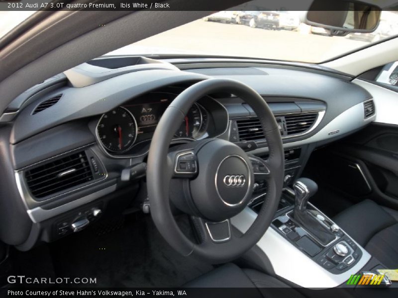 Dashboard of 2012 A7 3.0T quattro Premium