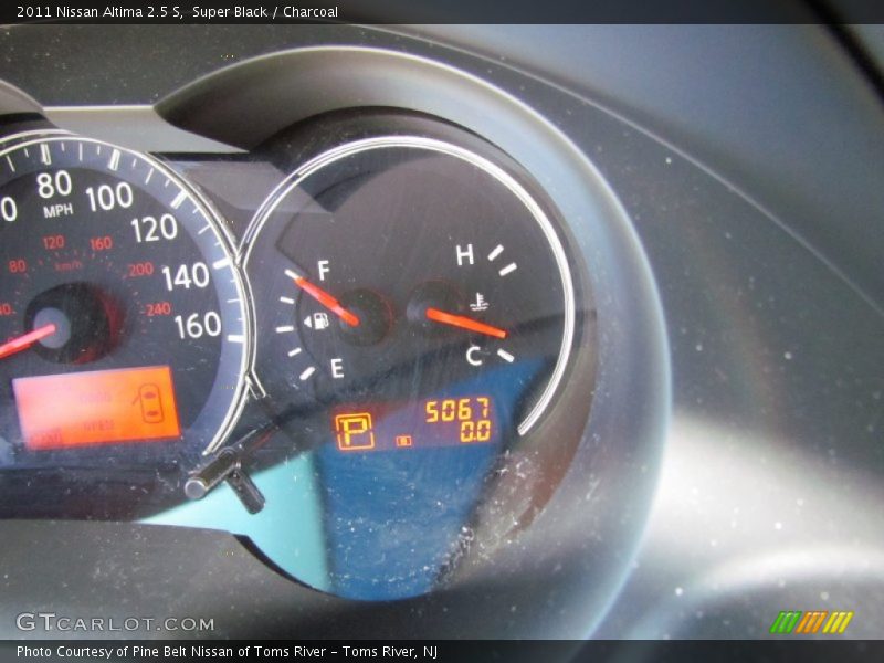 Super Black / Charcoal 2011 Nissan Altima 2.5 S