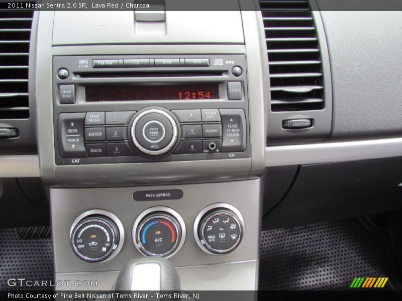 Lava Red / Charcoal 2011 Nissan Sentra 2.0 SR