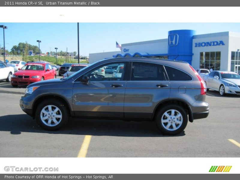 Urban Titanium Metallic / Black 2011 Honda CR-V SE