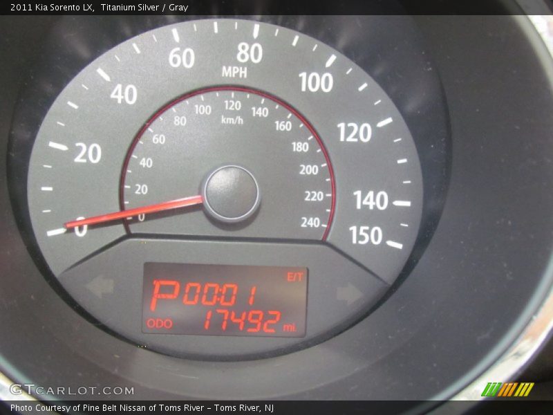 Titanium Silver / Gray 2011 Kia Sorento LX
