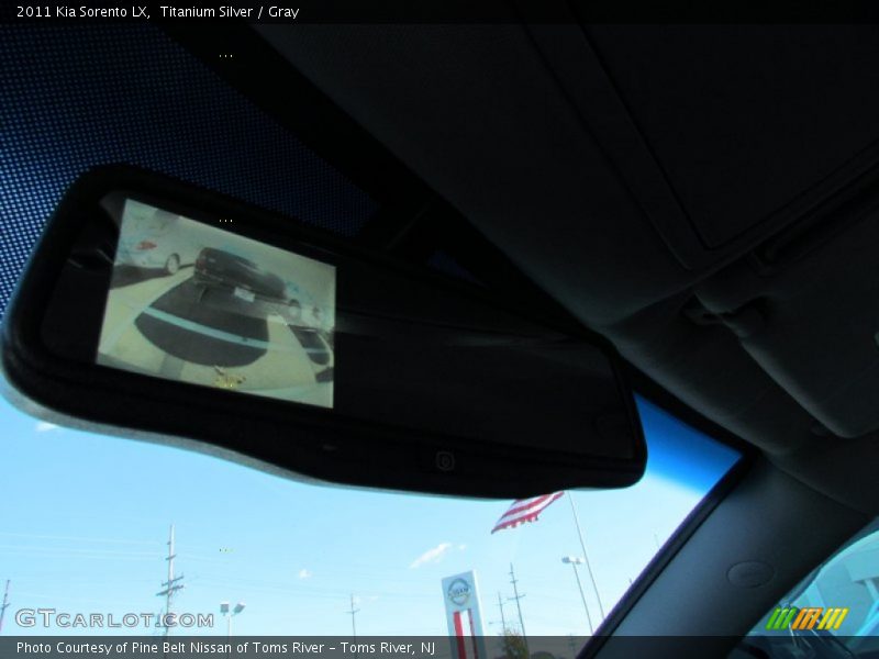 Titanium Silver / Gray 2011 Kia Sorento LX