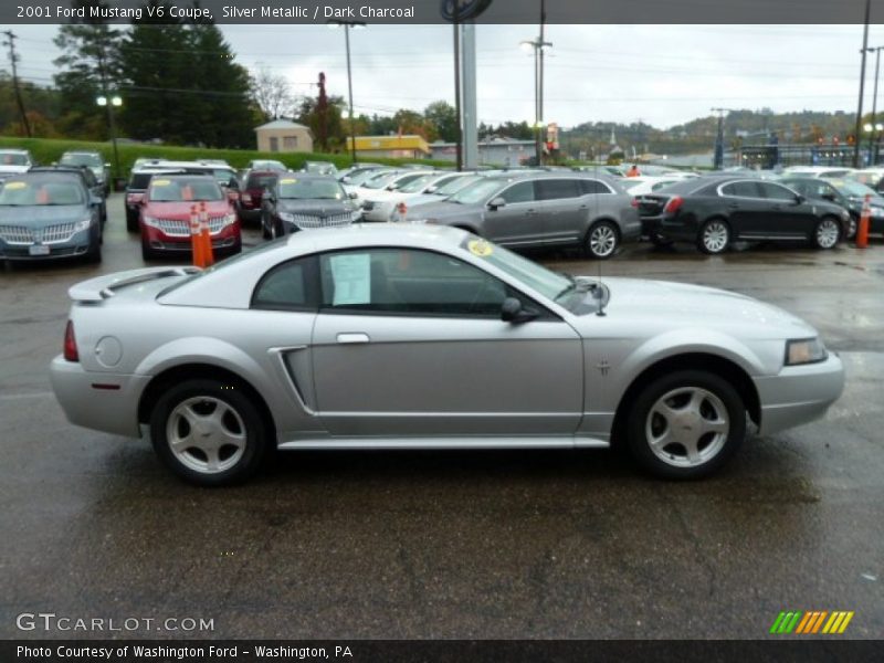 Silver Metallic / Dark Charcoal 2001 Ford Mustang V6 Coupe