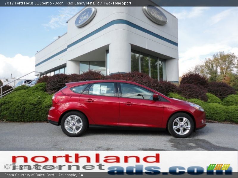 Red Candy Metallic / Two-Tone Sport 2012 Ford Focus SE Sport 5-Door