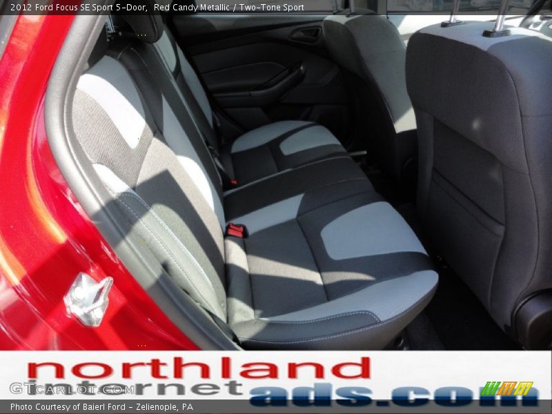 Red Candy Metallic / Two-Tone Sport 2012 Ford Focus SE Sport 5-Door