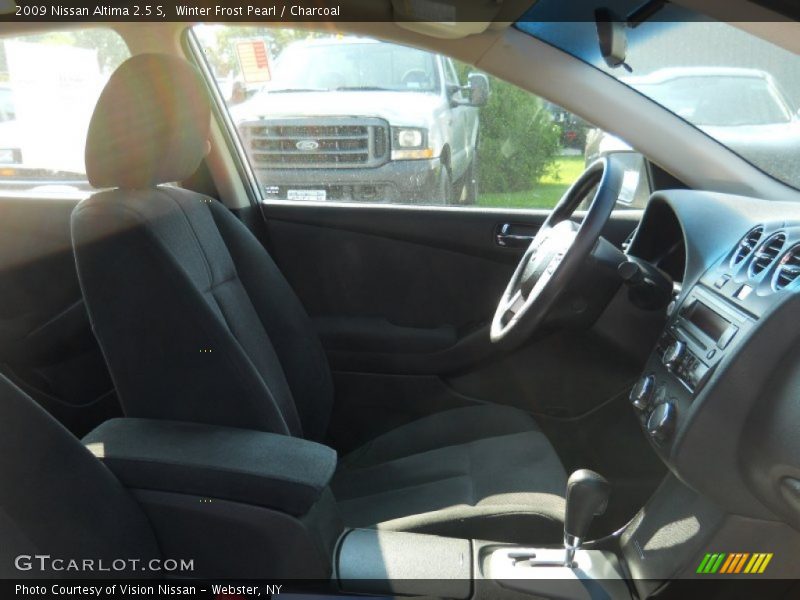 Winter Frost Pearl / Charcoal 2009 Nissan Altima 2.5 S