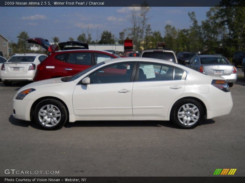 Winter Frost Pearl / Charcoal 2009 Nissan Altima 2.5 S