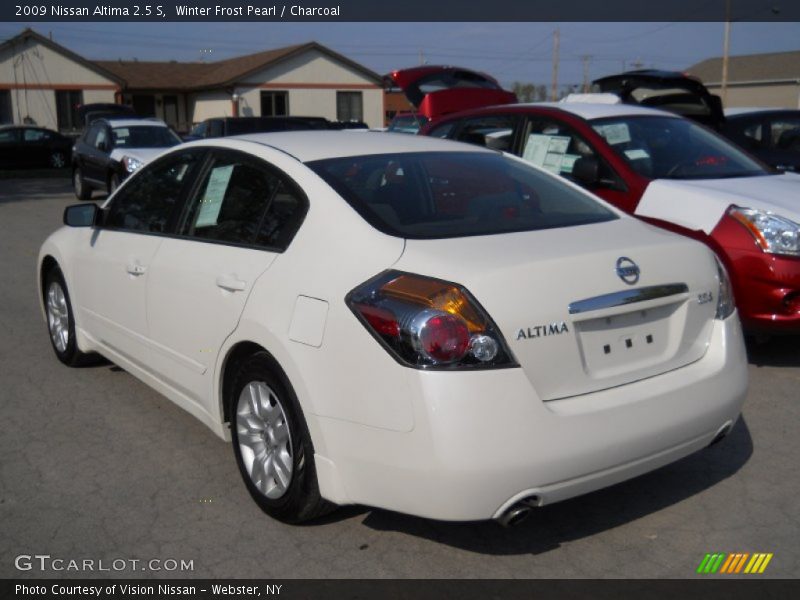 Winter Frost Pearl / Charcoal 2009 Nissan Altima 2.5 S