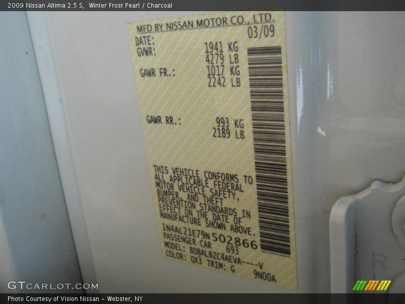 Winter Frost Pearl / Charcoal 2009 Nissan Altima 2.5 S