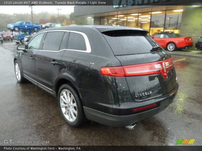 Tuxedo Black Metallic / Light Stone 2010 Lincoln MKT AWD EcoBoost