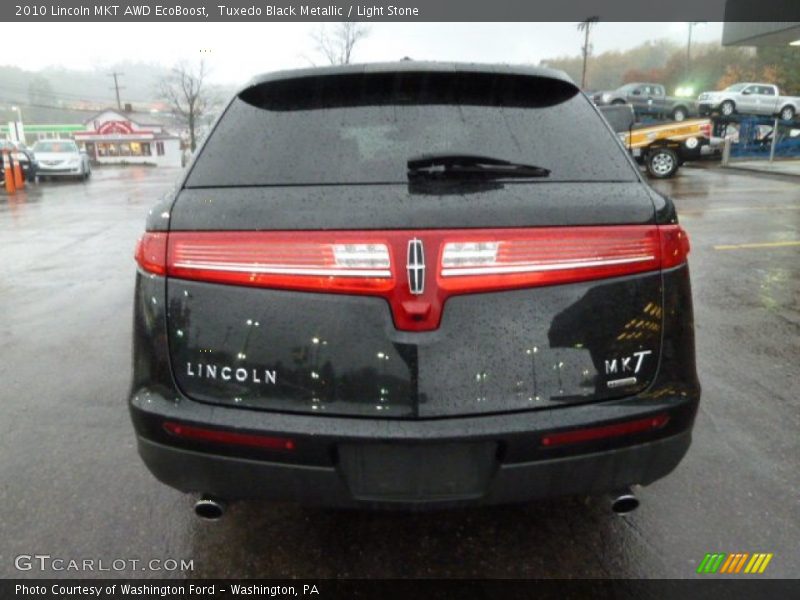 Tuxedo Black Metallic / Light Stone 2010 Lincoln MKT AWD EcoBoost