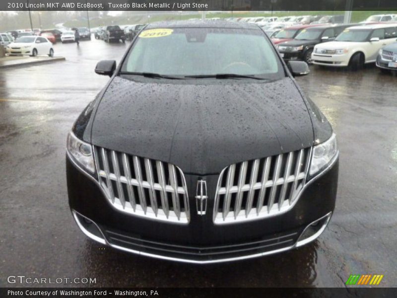 Tuxedo Black Metallic / Light Stone 2010 Lincoln MKT AWD EcoBoost