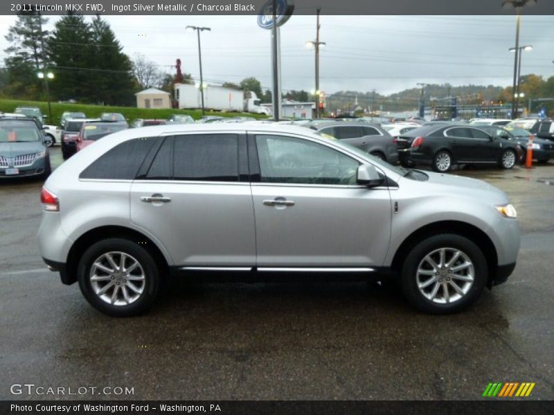 Ingot Silver Metallic / Charcoal Black 2011 Lincoln MKX FWD