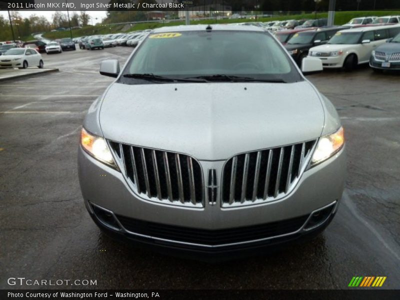 Ingot Silver Metallic / Charcoal Black 2011 Lincoln MKX FWD