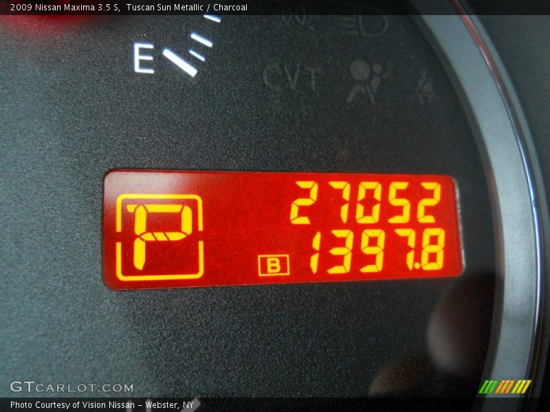 Tuscan Sun Metallic / Charcoal 2009 Nissan Maxima 3.5 S