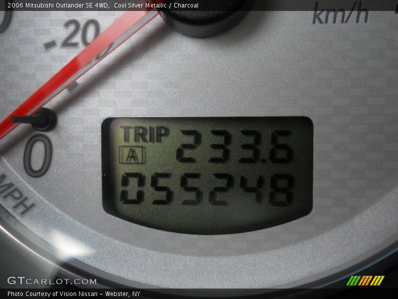 Cool Silver Metallic / Charcoal 2006 Mitsubishi Outlander SE 4WD
