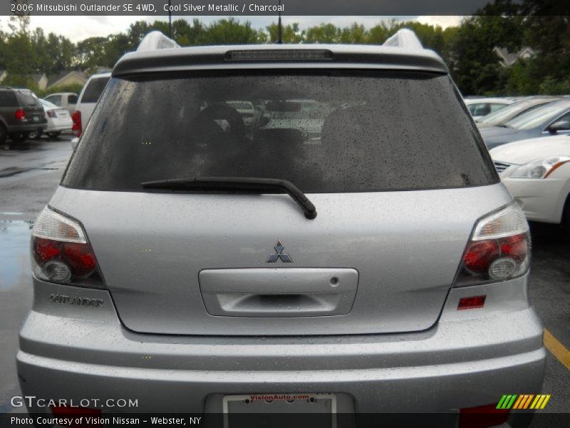 Cool Silver Metallic / Charcoal 2006 Mitsubishi Outlander SE 4WD