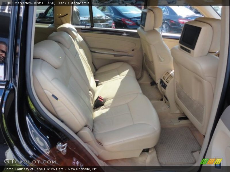 Black / Macadamia 2007 Mercedes-Benz GL 450