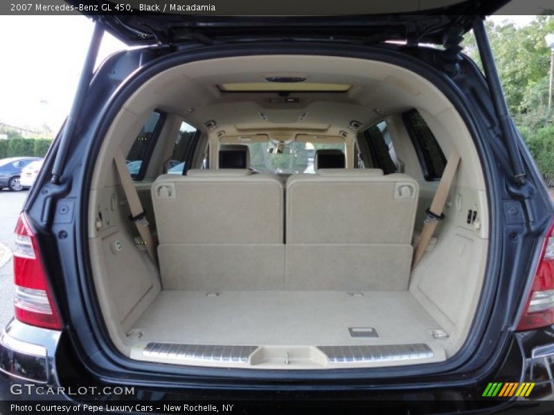 Black / Macadamia 2007 Mercedes-Benz GL 450