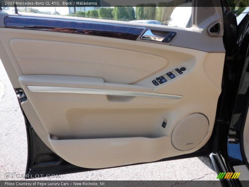 Black / Macadamia 2007 Mercedes-Benz GL 450