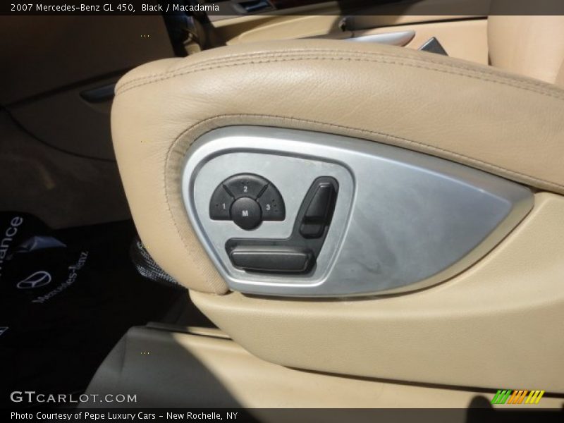Black / Macadamia 2007 Mercedes-Benz GL 450