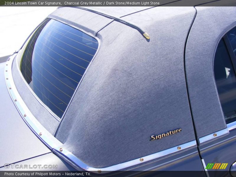 Charcoal Grey Metallic / Dark Stone/Medium Light Stone 2004 Lincoln Town Car Signature