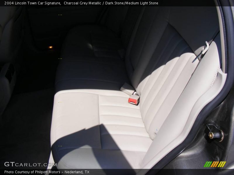 Charcoal Grey Metallic / Dark Stone/Medium Light Stone 2004 Lincoln Town Car Signature